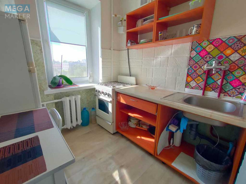 Оренда 1 кімнатної квартири, <a class="location-link" href="/kiev/" title="Недвижимость Київ">Київ</a>, <a class="location-link" href="/kiev/solomenskij/" title="Недвижимость Солом'янський район">Солом'янський р-н</a>, Олекси Тихого вул., 55/13 (изображение 1)