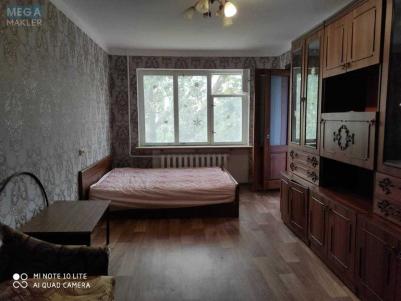 Оренда 3 кімнатної квартири, <a class="location-link" href="/odessa/" title="Недвижимость Одеса">Одеса</a>, <a class="location-link" href="/odessa/kievskij/" title="Недвижимость Київський район">Київський р-н</a>, Глушко, 22а (изображение 1)