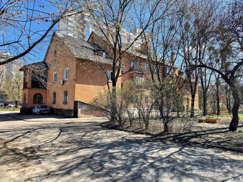 Продаж 3 кімнатної квартири (66/42/6), 1 пов. 3 пов. будинку, <a class="location-link" href="/kiev/" title="Недвижимость Київ">Київ</a>, <a class="location-link" href="/kiev/dneprovskij/" title="Недвижимость Дніпровський район">Дніпровський р-н</a>, Юрія Поправки вул., 13 (изображение 1)