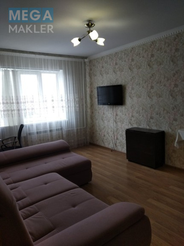 Оренда 1 кімнатної квартири, стандарт, <a class="location-link" href="/kiev/" title="Недвижимость Київ">Київ</a>, <a class="location-link" href="/kiev/darnickij/" title="Недвижимость Дарницький район">Дарницький р-н</a>, Кошиця Олександра ( <img src="https://megamakler.com.ua/metro/00ff00.gif" alt="" class="metro" /> м. Харьковская, 7хв. пішки ) (изображение 1)