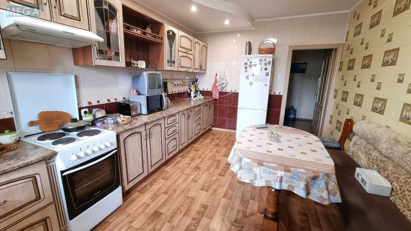 Продаж 3 кімнатної квартири (88/58/14), 12 пов. 14 пов. будинку, <a class="location-link" href="/kiev/" title="Недвижимость Київ">Київ</a>, <a class="location-link" href="/kiev/goloseevskij/" title="Недвижимость Голосіївський район">Голосіївський р-н</a>, Михайла Максимовича вул., 9 (изображение 1)