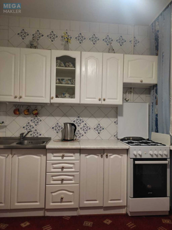 Оренда 2 кімнатної квартири, <a class="location-link" href="/kiev/" title="Недвижимость Київ">Київ</a>, <a class="location-link" href="/kiev/podolskij/" title="Недвижимость Подільський район">Подільський р-н</a>, Георгия Гонгадзе просп. (изображение 1)