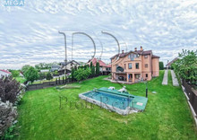 Продаж дома, 3 поверху, 290 кв.м, 7 кімнат, ділянка 15 соток