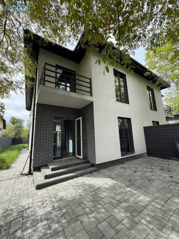 Продаж дома, 2 поверху, 175 кв.м, 3 кімнати, ділянка 3 сотки, <a class="location-link" href="/kiev/" title="Недвижимость Київ">Київ</a>, <a class="location-link" href="/kiev/darnickij/" title="Недвижимость Дарницький район">Дарницький р-н</a>, 53-а Садова вул. (изображение 1)