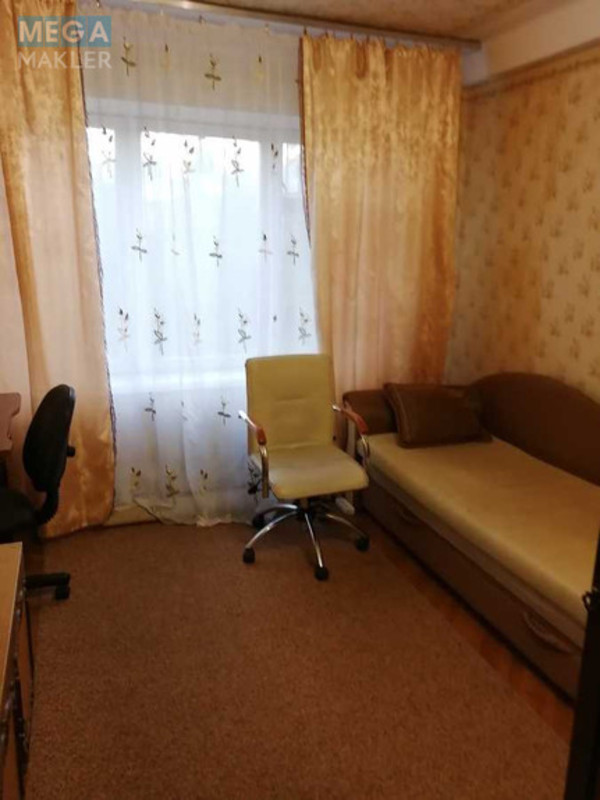 Оренда кімнати (підселення), <a class="location-link" href="/kiev/" title="Недвижимость Київ">Київ</a>, <a class="location-link" href="/kiev/dneprovskij/" title="Недвижимость Дніпровський район">Дніпровський р-н</a>, Празька вул., 29/1 (изображение 1)