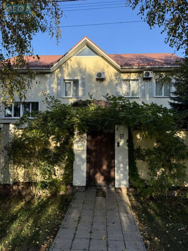 Продаж дома, 2 поверху, 471 кв.м, 7 кімнат, ділянка 12,40 соток, <a class="location-link" href="/sofievskaya-borshagovka/" title="Недвижимость Софіївська Борщагівка">Софіївська Борщагівка</a>, Зоряна, 8 (изображение 1)