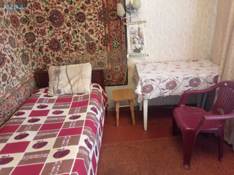 Оренда кімнати (підселення), <a class="location-link" href="/kiev/" title="Недвижимость Київ">Київ</a>, <a class="location-link" href="/kiev/dneprovskij/" title="Недвижимость Дніпровський район">Дніпровський р-н</a>, Никольско-Слободская ул., 4а (изображение 1)