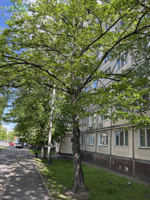 Продаж 3 кімнатної квартири (69/44/8), 2 пов. 9 пов. будинку, <a class="location-link" href="/kiev/" title="Недвижимость Київ">Київ</a>, <a class="location-link" href="/kiev/svyatoshinskij/" title="Недвижимость Святошинський район">Святошинський р-н</a>, Якуба Коласа ул. (изображение 1)