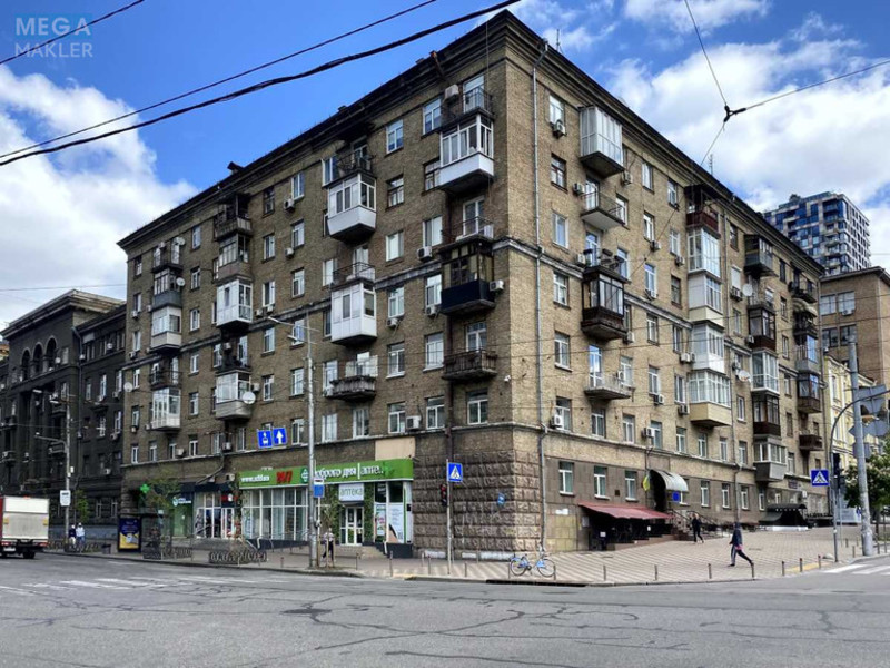 Продаж 2 кімнатної квартири (51/30/8), 4 пов. 7 пов. будинку, <a class="location-link" href="/kiev/" title="Недвижимость Київ">Київ</a>, <a class="location-link" href="/kiev/pecherskij/" title="Недвижимость Печерський район">Печерський р-н</a>, Велика Васильківська вул., 71 (изображение 1)