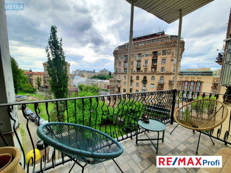 Продаж 2 кімнатної квартири (67/43/8,2), 4 пов. 6 пов. будинку, <a class="location-link" href="/kiev/" title="Недвижимость Київ">Київ</a>, <a class="location-link" href="/kiev/pecherskij/" title="Недвижимость Печерський район">Печерський р-н</a>, Лютеранская ул., 8 (изображение 1)