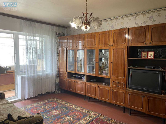 Оренда 2 кімнатної квартири, <a class="location-link" href="/kiev/" title="Недвижимость Київ">Київ</a>, <a class="location-link" href="/kiev/darnickij/" title="Недвижимость Дарницький район">Дарницький р-н</a>, Харьковское шоссе, 180/21 (изображение 1)
