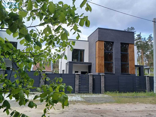 Продаж дома, 2&nbsp;поверху, 137&nbsp;кв.м, 5&nbsp;кімнат, ділянка 2&nbsp;сотки, <a class="location-link" href="/bucha/" title="Недвижимость Буча">Буча</a>, Институтская (изображение 1)