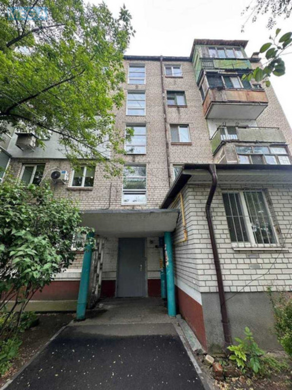 Продаж 2 кімнатної квартири (41/?/5,5), 4 пов. 5 пов. будинку, <a class="location-link" href="/novomoskovsk/" title="Недвижимость Новомосковськ">Новомосковськ</a>, Паланочна (изображение 1)