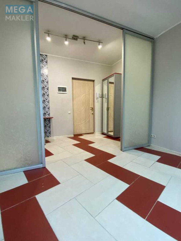 Продаж окремої будівлі/побудови, 35 кв.м, <a class="location-link" href="/kiev/" title="Недвижимость Київ">Київ</a>, <a class="location-link" href="/kiev/darnickij/" title="Недвижимость Дарницький район">Дарницький р-н</a>, Михайла Драгоманова вул., 23 (изображение 1)