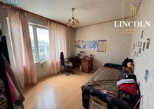 Продаж 3 кімнатної квартири (69/?/7), 10 пов. 12 пов. будинку