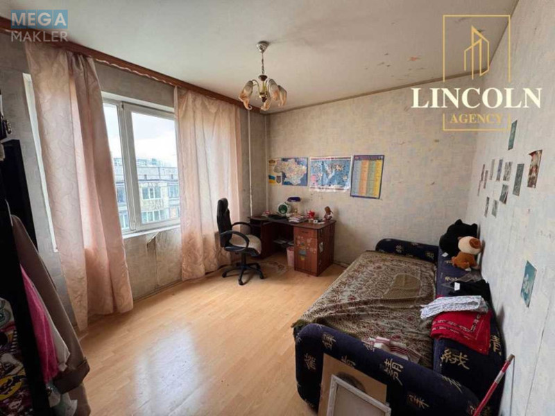 Продаж 3 кімнатної квартири (69/?/7), 10 пов. 12 пов. будинку, <a class="location-link" href="/kiev/" title="Недвижимость Київ">Київ</a>, <a class="location-link" href="/kiev/svyatoshinskij/" title="Недвижимость Святошинський район">Святошинський р-н</a>, Гната Юры ул., 10 (изображение 1)