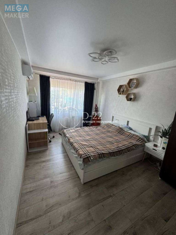 Продаж 2 кімнатної квартири (44,9/29,5/8), 2 пов. 5 пов. будинку, <a class="location-link" href="/kiev/" title="Недвижимость Київ">Київ</a>, <a class="location-link" href="/kiev/dneprovskij/" title="Недвижимость Дніпровський район">Дніпровський р-н</a>, Воскресенський проспект, 40 (изображение 1)