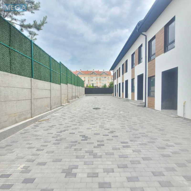 Продаж дома, 2 поверху, 71 кв.м, 2 кімнати, ділянка 1 сотка, <a class="location-link" href="/petrovskoe-selo-kv-kievo-svyatoshinskij-rajon/" title="Недвижимость Петрівське">Петрівське</a>, Амосова (изображение 1)
