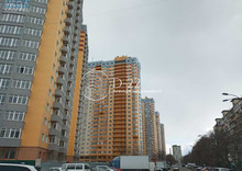 Продаж 1 кімнатної квартири (66/40/15), 26 пов. 27 пов. будинку