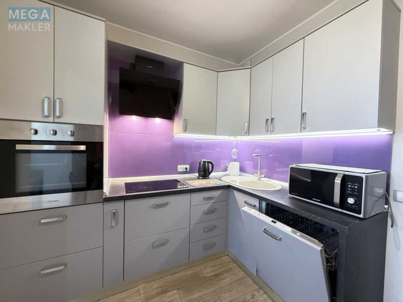 Оренда 1 кімнатної квартири, <a class="location-link" href="/kiev/" title="Недвижимость Київ">Київ</a>, <a class="location-link" href="/kiev/desnyanskij/" title="Недвижимость Деснянський район">Деснянський р-н</a>, Николая Матеюка ул., 5Б (изображение 1)