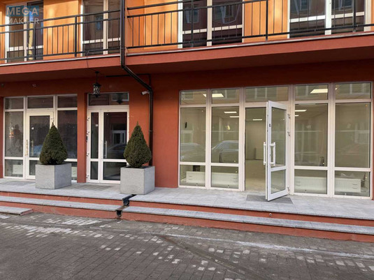 Продаж комерційної нерухомості, 65&nbsp;кв.м, под магазин, <a class="location-link" href="/kiev/" title="Недвижимость Київ">Київ</a>, <a class="location-link" href="/kiev/shevchenkovskij/" title="Недвижимость Шевченківський район">Шевченківський р-н</a>, Глубочицкая ул., 17 (изображение 1)