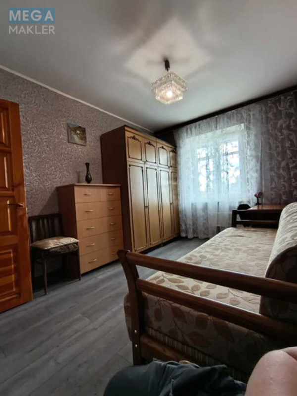 Оренда 2 кімнатної квартири, <a class="location-link" href="/kiev/" title="Недвижимость Київ">Київ</a>, <a class="location-link" href="/kiev/darnickij/" title="Недвижимость Дарницький район">Дарницький р-н</a>, Харківське шосе, 63 (изображение 1)