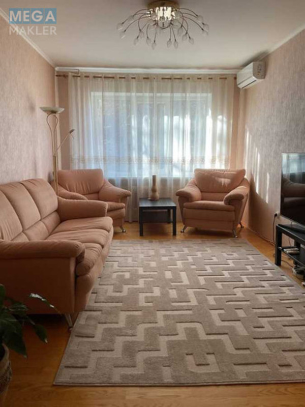 Оренда 3 кімнатної квартири, <a class="location-link" href="/odessa/" title="Недвижимость Одеса">Одеса</a>, <a class="location-link" href="/odessa/malinovskij/" title="Недвижимость Малиновський район">Малиновський р-н</a>, Варненская, 23 (изображение 1)