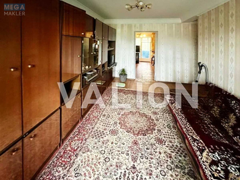 Продаж 3 кімнатної квартири (61/39/6,5), 6 пов. 9 пов. будинку, <a class="location-link" href="/kiev/" title="Недвижимость Київ">Київ</a>, <a class="location-link" href="/kiev/svyatoshinskij/" title="Недвижимость Святошинський район">Святошинський р-н</a>, Ромена Роллана бульв., 5/8 (изображение 1)