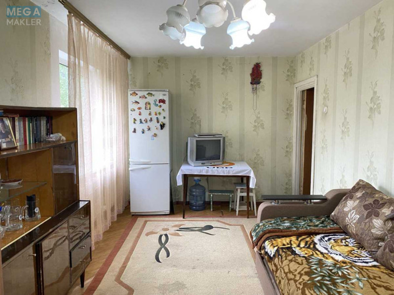 Продаж 2 кімнатної квартири (45/?/?), 4 пов. 9 пов. будинку, <a class="location-link" href="/kiev/" title="Недвижимость Київ">Київ</a>, <a class="location-link" href="/kiev/solomenskij/" title="Недвижимость Солом'янський район">Солом'янський р-н</a>, Метробудівська вул., 1/35 (изображение 1)