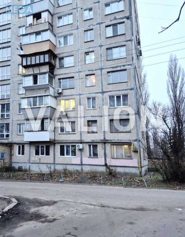 Продаж окремої будівлі/побудови, 85 кв.м, <a class="location-link" href="/kiev/" title="Недвижимость Київ">Київ</a>, <a class="location-link" href="/kiev/svyatoshinskij/" title="Недвижимость Святошинський район">Святошинський р-н</a>, Кольцова бульв., 15а (изображение 1)
