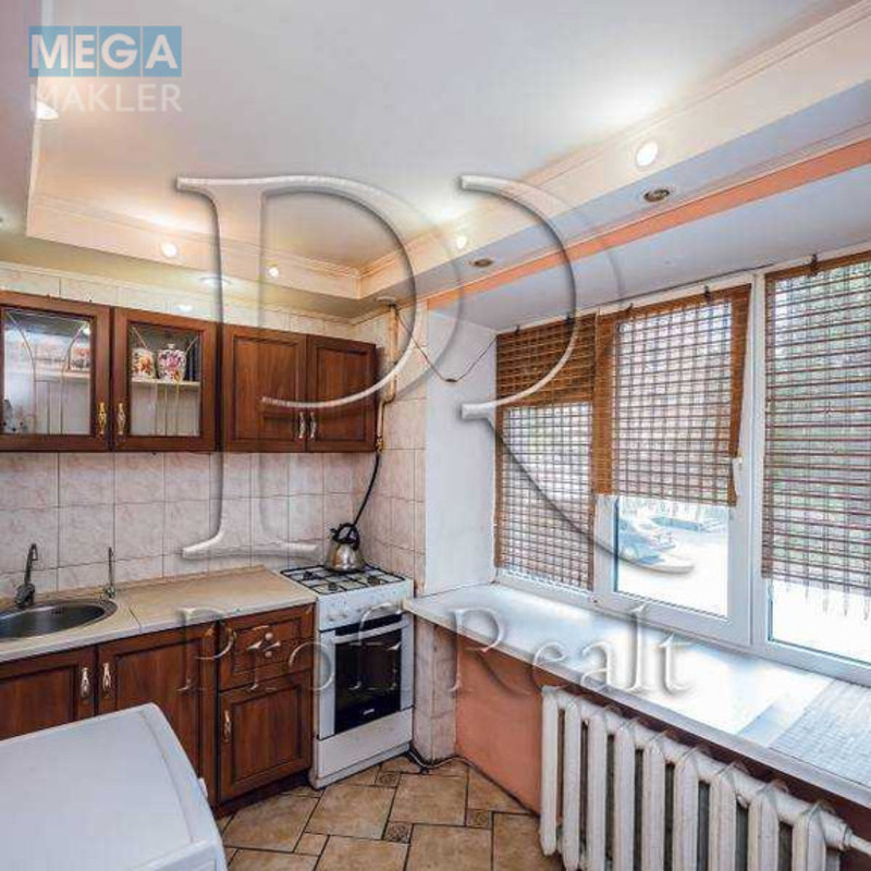 Продаж 3 кімнатної квартири (60/42/9), 1 пов. 9 пов. будинку, <a class="location-link" href="/kiev/" title="Недвижимость Київ">Київ</a>, <a class="location-link" href="/kiev/solomenskij/" title="Недвижимость Солом'янський район">Солом'янський р-н</a>, Борщагівська вулиця, 99 (изображение 1)