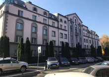 Продаж комерційної нерухомості, 3 925,90 кв.м, под офис