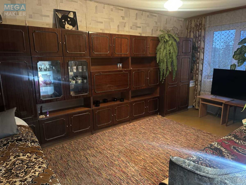 Оренда 1 кімнатної квартири, <a class="location-link" href="/kiev/" title="Недвижимость Київ">Київ</a>, <a class="location-link" href="/kiev/svyatoshinskij/" title="Недвижимость Святошинський район">Святошинський р-н</a>, Симиренка вул., 14б (изображение 1)