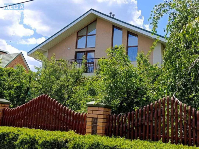 Продаж дома, 2 поверху, 325 кв.м, 7 кімнат, ділянка 7,50 соток, <a class="location-link" href="/kiev/" title="Недвижимость Київ">Київ</a>, <a class="location-link" href="/kiev/obolonskij/" title="Недвижимость Оболонський район">Оболонський р-н</a>, Богатирська вул., 30А (изображение 1)