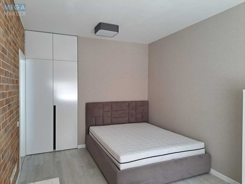 Оренда 1 кімнатної квартири, <a class="location-link" href="/kiev/" title="Недвижимость Київ">Київ</a>, <a class="location-link" href="/kiev/podolskij/" title="Недвижимость Подільський район">Подільський р-н</a>, Правди просп., 45а (изображение 1)