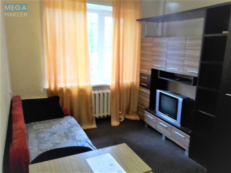 Оренда 1 кімнатної квартири, <a class="location-link" href="/kiev/" title="Недвижимость Київ">Київ</a>, <a class="location-link" href="/kiev/solomenskij/" title="Недвижимость Солом'янський район">Солом'янський р-н</a>, Новгородская ул., 4 (изображение 1)