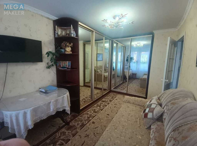 Продаж 2 кімнатної квартири (39/?/6), 1 пов. 5 пов. будинку, <a class="location-link" href="/glevaha/" title="Недвижимость Глеваха">Глеваха</a>, Вокзальна (изображение 1)
