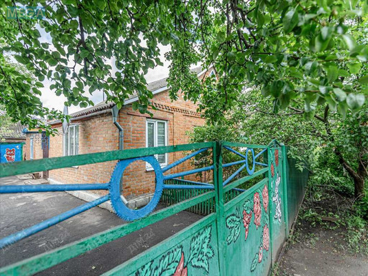 Продаж дома, 1&nbsp; поверх, 65,50&nbsp;кв.м, 3&nbsp;кімнати, ділянка 11,20&nbsp;соток, <a class="location-link" href="/karlovka/" title="Недвижимость Карлівка">Карлівка</a>, Центральна, 1 (изображение 1)