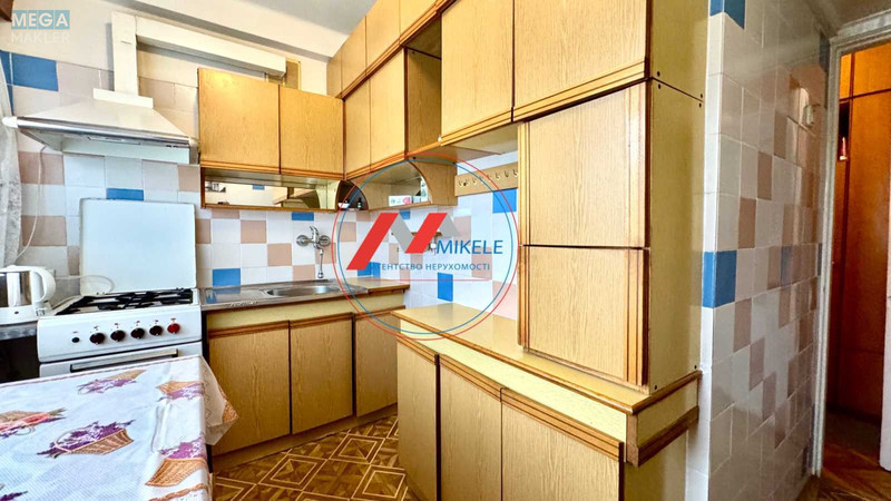 Продаж 2 кімнатної квартири (44/30/7), 5 пов. 5 пов. будинку, <a class="location-link" href="/kiev/" title="Недвижимость Київ">Київ</a>, <a class="location-link" href="/kiev/pecherskij/" title="Недвижимость Печерський район">Печерський р-н</a>, Лейпцизька вул., 3 (изображение 1)