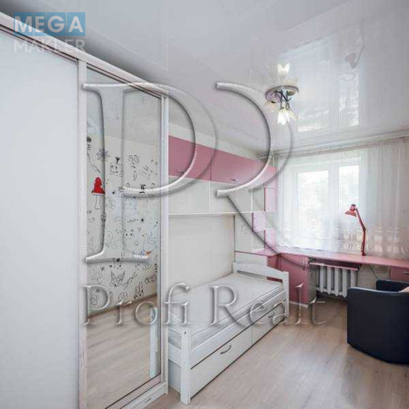 Продаж 3 кімнатної квартири (70/40/7), 6 пов. 14 пов. будинку, <a class="location-link" href="/kiev/" title="Недвижимость Київ">Київ</a>, <a class="location-link" href="/kiev/svyatoshinskij/" title="Недвижимость Святошинський район">Святошинський р-н</a>, Симиренка вулиця, 2/19 (изображение 1)