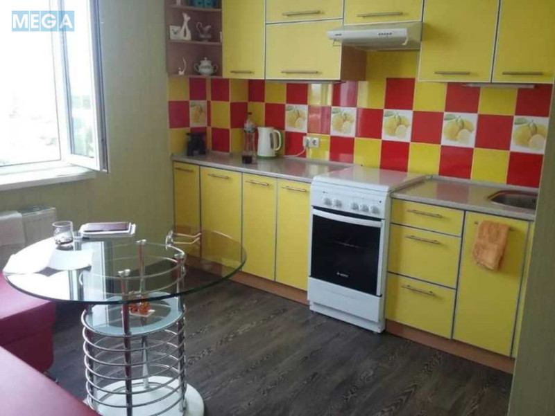 Оренда 1 кімнатної квартири, <a class="location-link" href="/odessa/" title="Недвижимость Одеса">Одеса</a>, <a class="location-link" href="/odessa/malinovskij/" title="Недвижимость Малиновський район">Малиновський р-н</a>, Пестеля, 1/1 (изображение 1)
