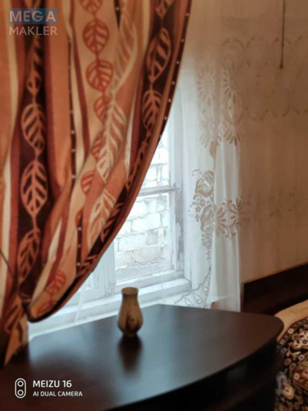 Оренда кімнати (підселення), <a class="location-link" href="/odessa/" title="Недвижимость Одеса">Одеса</a>, <a class="location-link" href="/odessa/malinovskij/" title="Недвижимость Малиновський район">Малиновський р-н</a>, новикова, 12 (изображение 1)