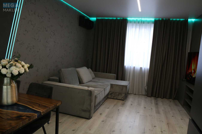 Продаж дома, 2 поверху, 77 кв.м, 3 кімнати, ділянка 2 сотки, <a class="location-link" href="/borispol/" title="Недвижимость Бориспіль">Бориспіль</a>, ясна, 12 (изображение 1)