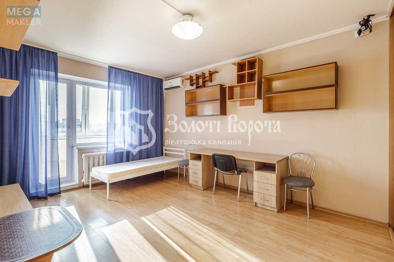 Продаж 3 кімнатної квартири (70/41/7), 9 пов. 9 пов. будинку, <a class="location-link" href="/kiev/" title="Недвижимость Київ">Київ</a>, <a class="location-link" href="/kiev/obolonskij/" title="Недвижимость Оболонський район">Оболонський р-н</a>, Оболонський просп., 34 (изображение 1)
