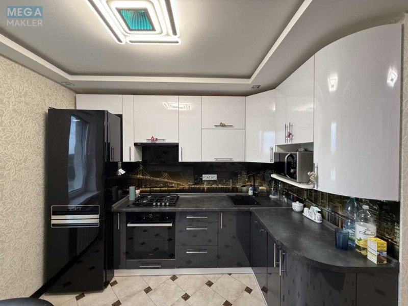 Оренда 2 кімнатної квартири, <a class="location-link" href="/kiev/" title="Недвижимость Київ">Київ</a>, <a class="location-link" href="/kiev/dneprovskij/" title="Недвижимость Дніпровський район">Дніпровський р-н</a>, Братиславская ул., 13 (изображение 1)
