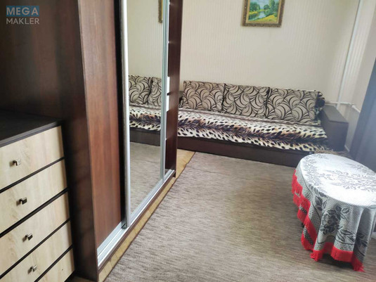 Оренда 2 кімнатної квартири, <a class="location-link" href="/kiev/" title="Недвижимость Київ">Київ</a>, <a class="location-link" href="/kiev/solomenskij/" title="Недвижимость Солом'янський район">Солом'янський р-н</a>, Борщаговская ул., 117 (изображение 1)