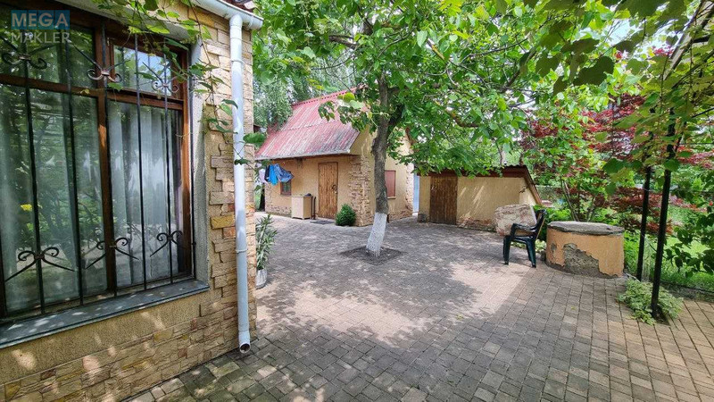 Продаж дома, 2 поверху, 100 кв.м, 5 кімнат, ділянка 12 соток, <a class="location-link" href="/kalinovka-selo-kv-makarovskij-rajon/" title="Недвижимость Калинівка">Калинівка</a>, Калинова, 2 (изображение 1)