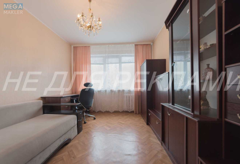 Продаж 3 кімнатної квартири (72/42/8,3), 10 пов. 16 пов. будинку, <a class="location-link" href="/kiev/" title="Недвижимость Київ">Київ</a>, <a class="location-link" href="/kiev/podolskij/" title="Недвижимость Подільський район">Подільський р-н</a>, Наталії Ужвій вул., 4 (изображение 1)