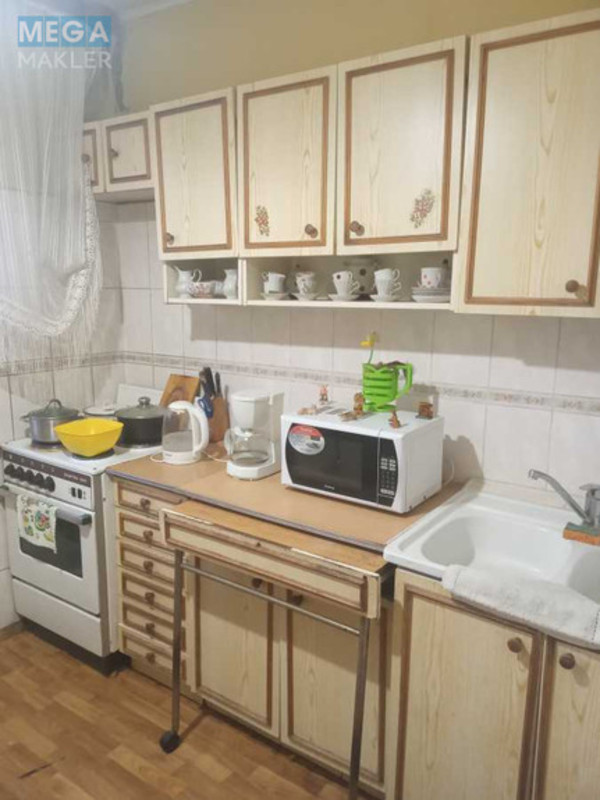 Оренда кімнати (підселення), <a class="location-link" href="/kiev/" title="Недвижимость Київ">Київ</a>, <a class="location-link" href="/kiev/desnyanskij/" title="Недвижимость Деснянський район">Деснянський р-н</a>, Владимира Маяковского просп., 14/13 (изображение 1)