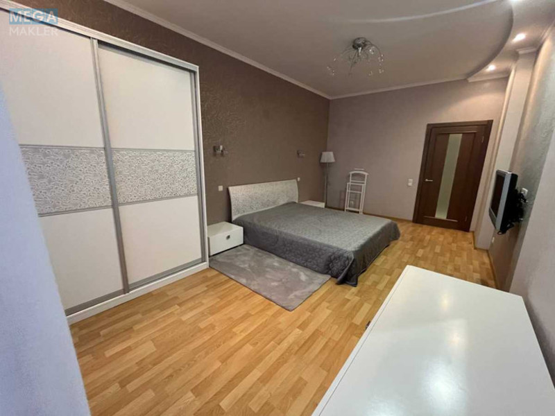Продаж 3 кімнатної квартири (103,5/62/13,3), 9 пов. 20 пов. будинку, <a class="location-link" href="/kiev/" title="Недвижимость Київ">Київ</a>, <a class="location-link" href="/kiev/shevchenkovskij/" title="Недвижимость Шевченківський район">Шевченківський р-н</a>, Дмитрівська вул., 82 (изображение 1)